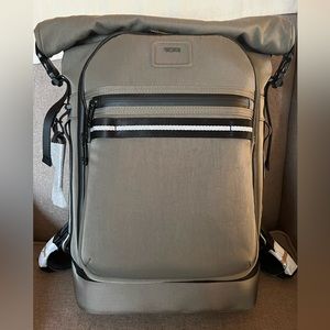 NWT TUMI - Alpha Bravo Ally Roll Top
Backpack in sand